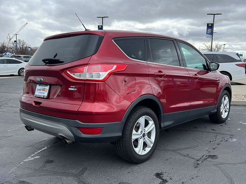 Used 2014 Ford Escape SE image 9