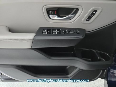Certified 2025 Honda Pilot Touring image 25