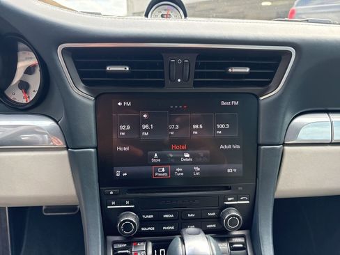Used 2017 Porsche 911 Targa 4S AWD/4WD image 20
