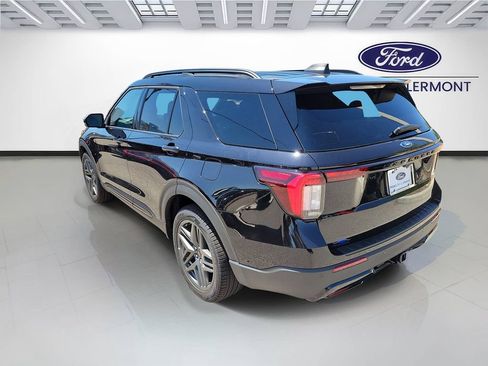 New 2026 Ford Explorer ST-Line w/ ST-Line Street Pack RWD image 3