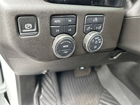 Used 2024 Chevrolet Silverado 1500 RST image 19