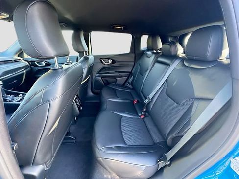 Used 2026 Jeep Compass Latitude image 22