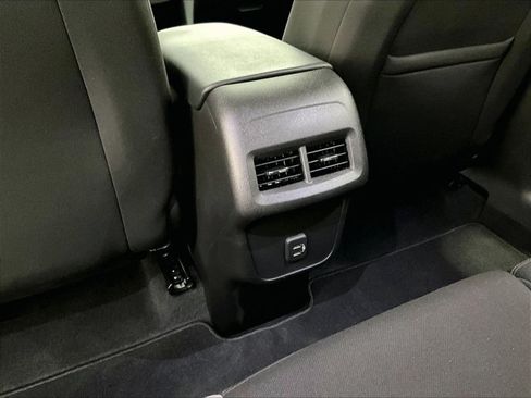 Used 2023 Chevrolet Equinox LS w/ LS Convenience Package FWD image 25