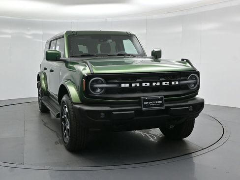 Certified 2025 Ford Bronco Outer Banks image 54