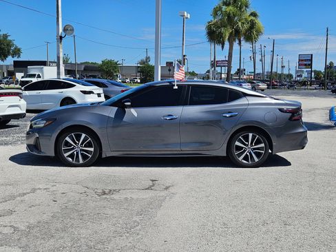 Used 2020 Nissan Maxima 3.5 SV w/ Illumination Package FWD image 4
