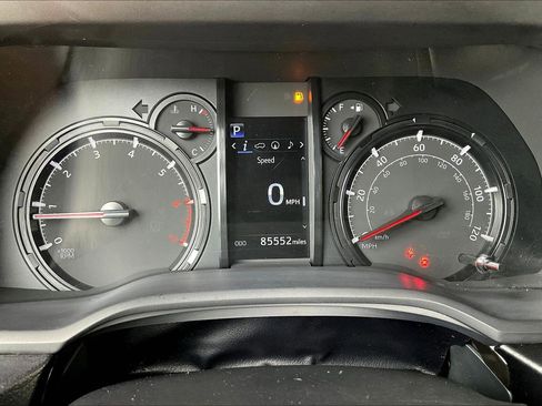 Used 2020 Toyota 4Runner SR5 Premium AWD/4WD image 13