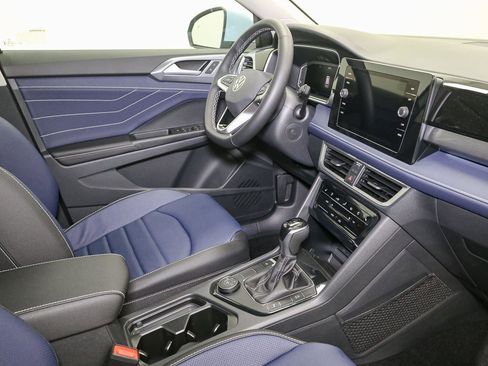 New 2026 Volkswagen Taos SEL AWD/4WD image 15