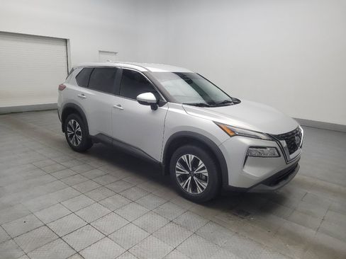 Used 2022 Nissan Rogue SV FWD image 11