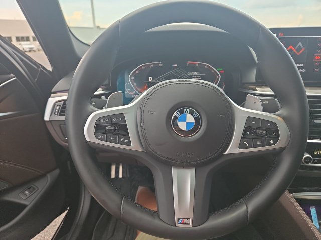 Used 2023 BMW 530i w/ M Sport Package RWD image 14