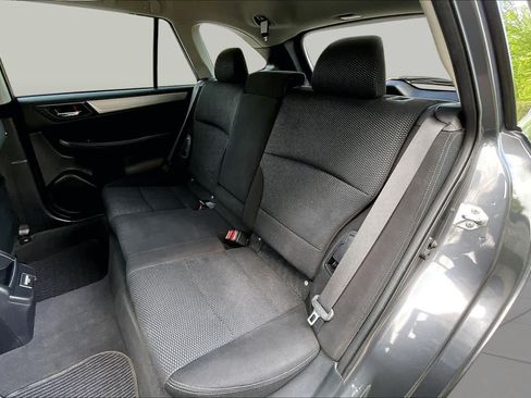 Used 2018 Subaru Outback 2.5i Premium AWD/4WD image 21