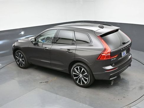Used 2023 Volvo XC60 B5 Plus w/ Climate Package AWD/4WD image 45