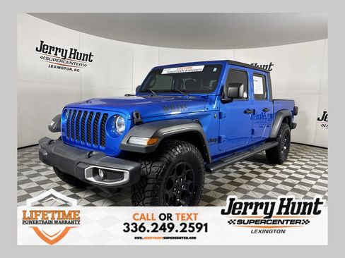 Used 2023 Jeep Gladiator Sport w/ Off Road Group AWD/4WD image 1