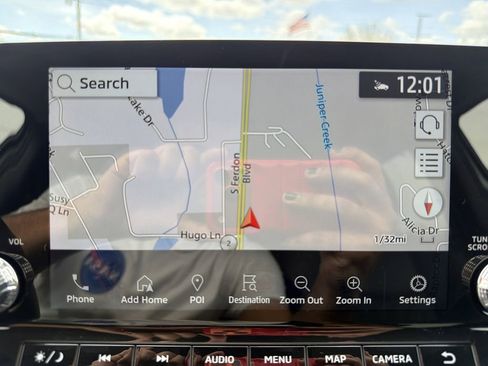 Used 2024 Mitsubishi Outlander SEL image 29