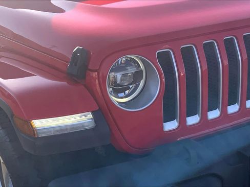Used 2021 Jeep Wrangler Unlimited Sahara AWD/4WD image 28