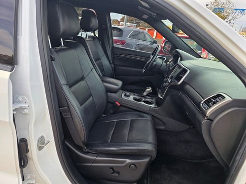 Used 2018 Jeep Grand Cherokee High Altitude image 28