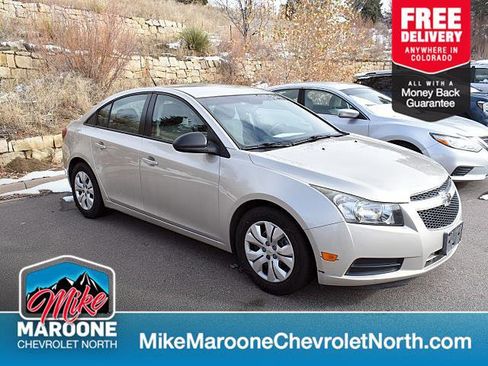 Used 2014 Chevrolet Cruze LS image 1