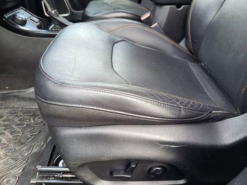 Used 2017 Jeep Compass Limited w/ Navigation Group image 27