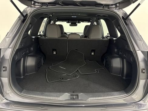 Used 2026 Subaru Forester AWD/4WD image 24
