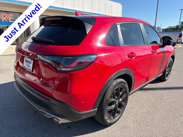 Used 2024 Honda HR-V Sport image 3