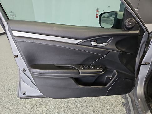 Used 2018 Honda Civic EX-T image 15