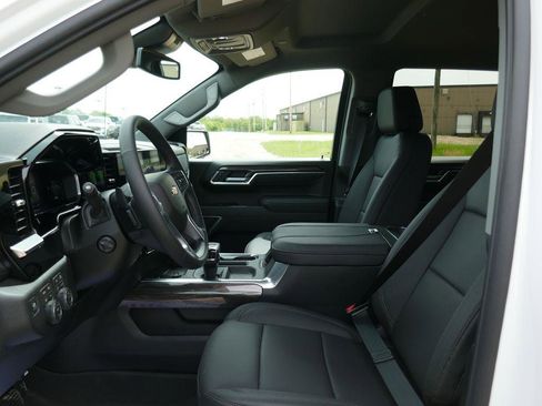 New 2026 Chevrolet Silverado 1500 LTZ AWD/4WD image 16