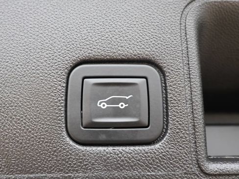 Used 2024 GMC Terrain SLE w/ Driver Convenience Package AWD/4WD image 31