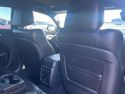 Used 2020 Dodge Charger SXT w/ Leather Interior Group image 15