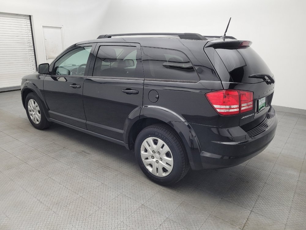 Used 2020 Dodge Journey SE FWD image 3