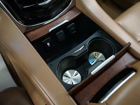 Used 2017 Cadillac Escalade Platinum image 45