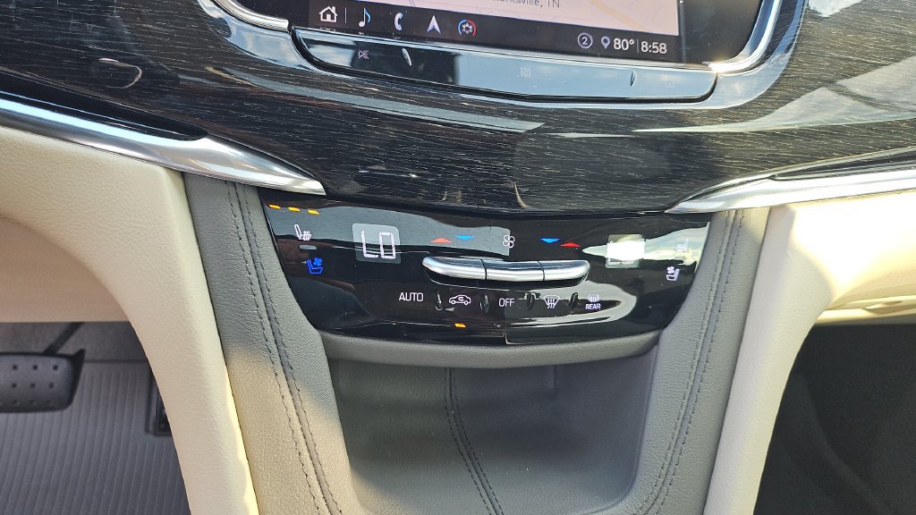 Used 2020 Cadillac XT6 Premium Luxury AWD/4WD image 13