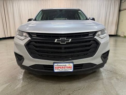 Used 2019 Chevrolet Traverse LS w/ LPO, Blackout Package AWD/4WD image 12