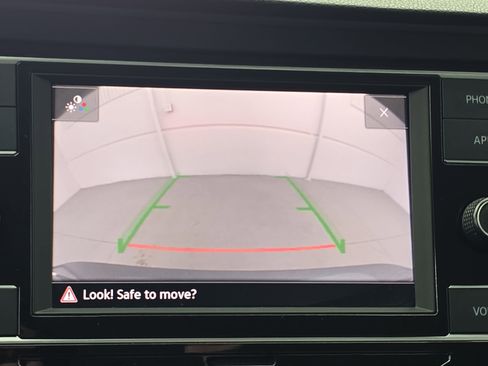 Certified 2024 Volkswagen Jetta S image 22