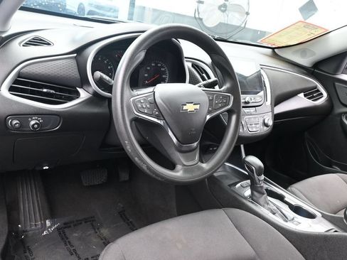 Used 2024 Chevrolet Malibu LT FWD image 13