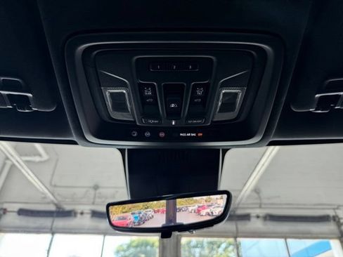 Used 2024 Chevrolet Silverado 1500 ZR2 w/ Technology Package AWD/4WD image 22