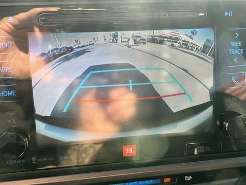 Used 2019 Toyota Tacoma TRD Off-Road AWD/4WD image 12