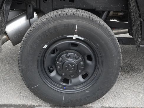 New 2025 RAM 2500 Tradesman image 25