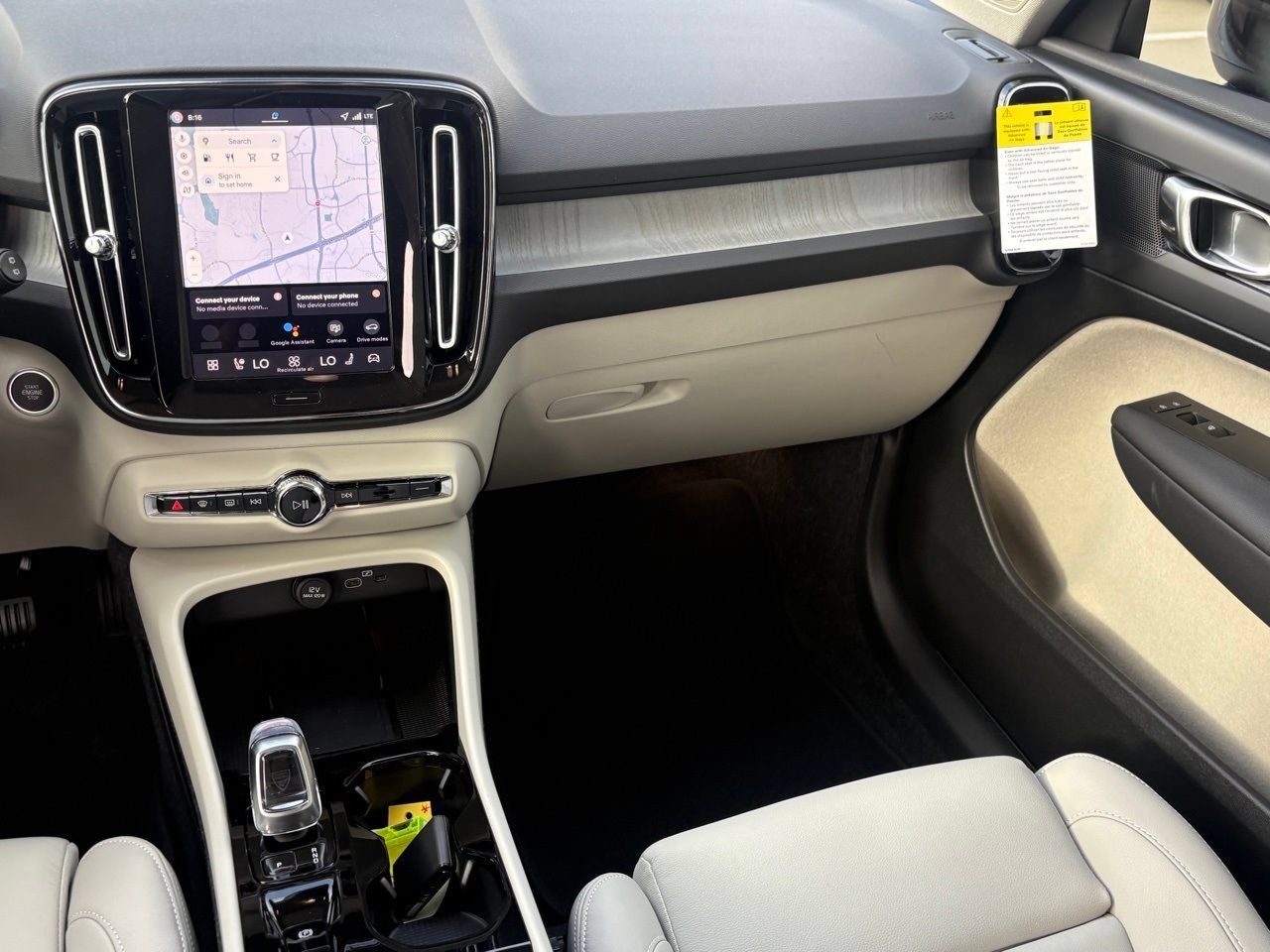 New 2026 Volvo XC40 B5 Plus w/ Protection Package Premier AWD/4WD image 9