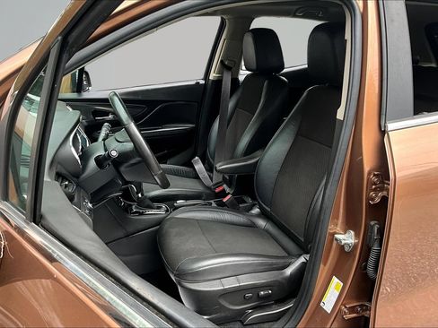 Used 2017 Buick Encore Preferred AWD/4WD image 19