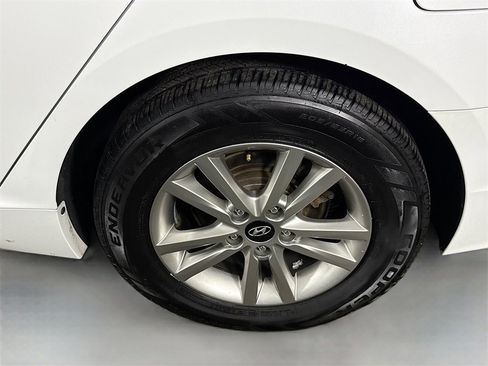 Used 2016 Hyundai Sonata SE image 30