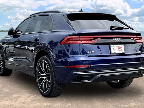 Used 2022 Audi Q8 Premium Plus w/ Premium Plus Package AWD/4WD image 5