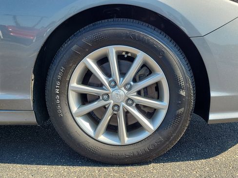 Used 2019 Hyundai Sonata SE w/ Cargo Package FWD image 5
