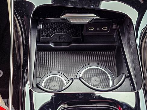 New 2026 Mercedes-Benz CLE 300 4MATIC Cabriolet image 18