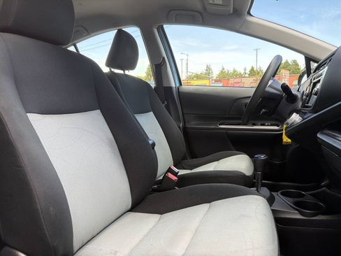 Used 2015 Toyota Prius C Two FWD image 16