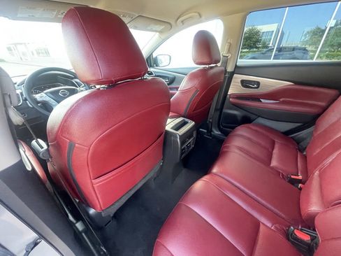 Used 2018 Nissan Murano S FWD image 23