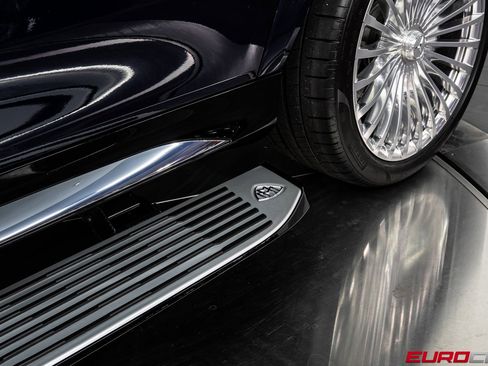 Used 2022 Mercedes-Benz Maybach GLS 600 Maybach GLS 600 *5-SEAT CONFIG image 13