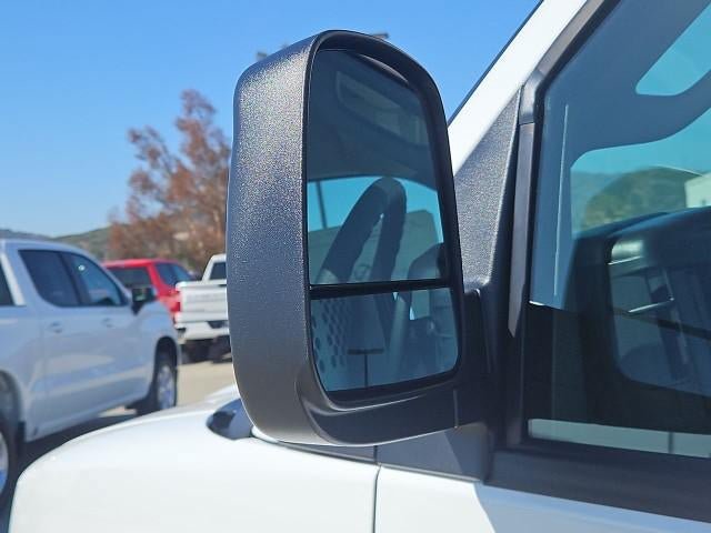 New 2026 Chevrolet Express 2500 Extended w/ Communications Package RWD image 19