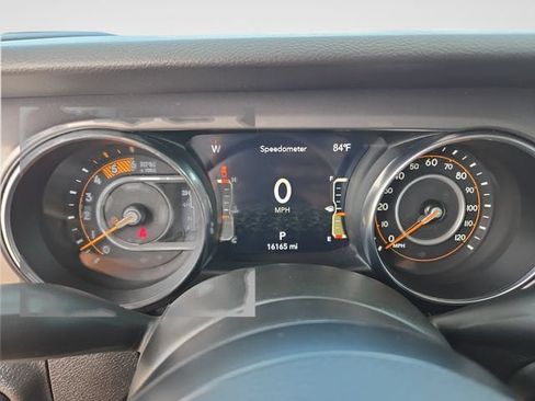 Used 2023 Jeep Gladiator Sport AWD/4WD image 19