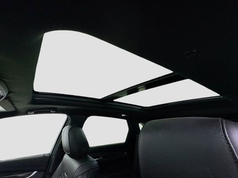 Used 2022 Cadillac XT5 Sportv image 13