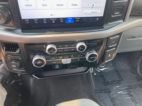 Used 2024 Ford F150 XLT image 26