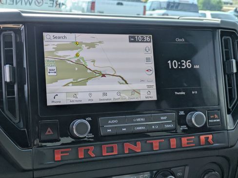 Used 2025 Nissan Frontier PRO-4X w/ Pro Premium Package AWD/4WD image 40